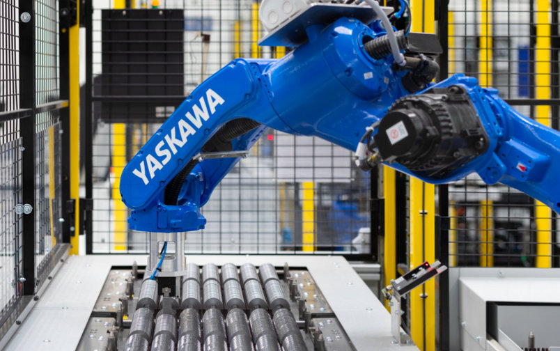 Yaskawa utiliza una automatización altamente adaptable para fabricar componentes de bicicletas eléctricas a gran escala